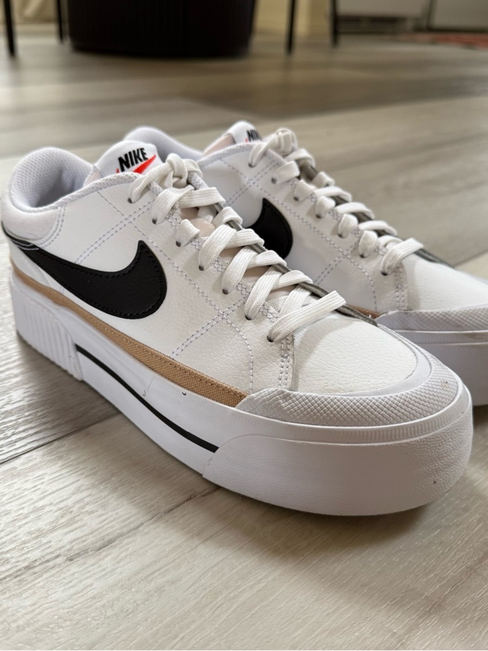 Nike Women’s Court Legacy Platform Sneakers - Picture 6 of 6